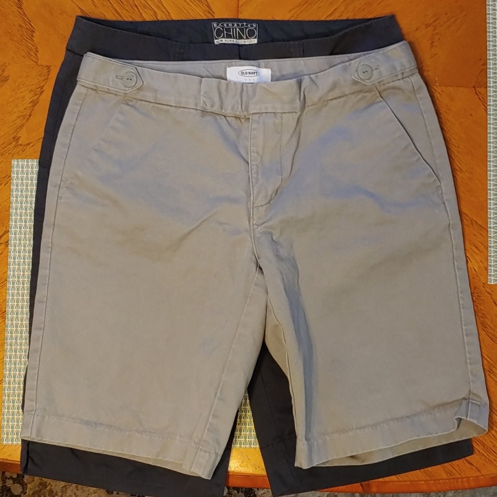 Chino shorts (3 pairs)